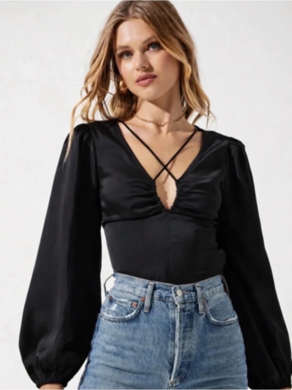 ASTR The Label size XS Balloon Long Sleeve Black Satiny Blouse